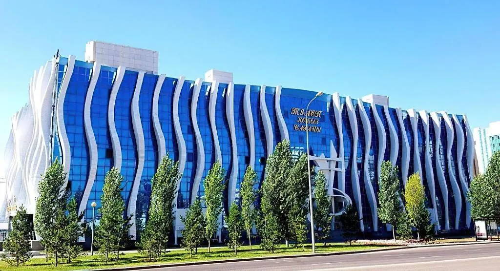 ホテル Reikartz Park Astana
